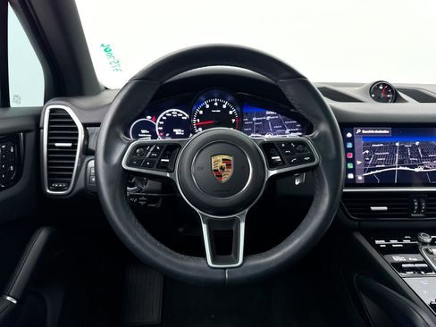 Used 2023 Porsche Cayenne Platinum Edition AWD/4WD image 36