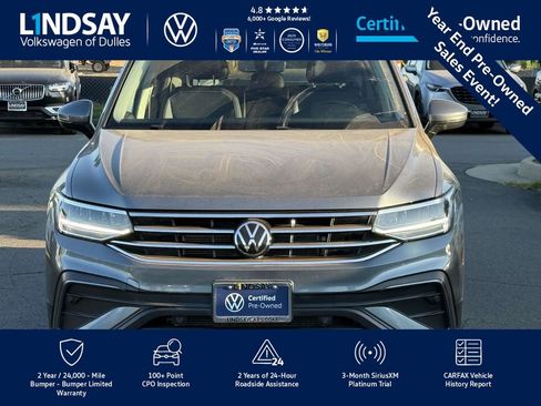 Certified 2022 Volkswagen Tiguan SE image 3