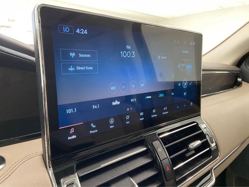 Used 2024 Lincoln Navigator L Reserve image 39