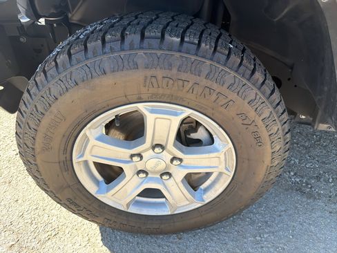 Used 2021 Jeep Wrangler Unlimited Sport S image 21