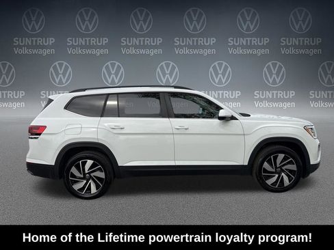 Used 2025 Volkswagen Atlas SE image 6