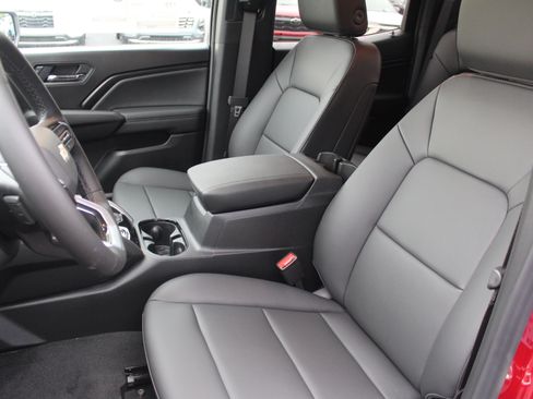 New 2026 Chevrolet Colorado LT w/ LT Convenience Package AWD/4WD image 9