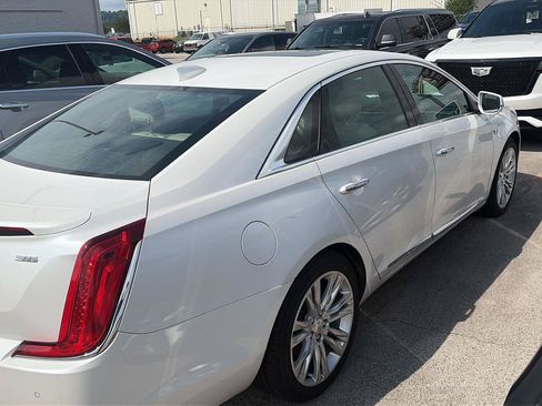 Used 2018 Cadillac XTS Luxury w/ Driver Awareness Package AWD/4WD image 5