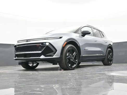 New 2026 Chevrolet Equinox EV RS image 50