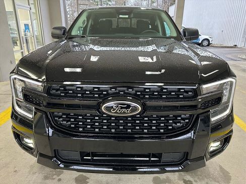 New 2025 Ford Ranger XLT w/ Equipment Group 301A High image 8