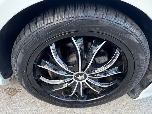 Used 2017 Mercedes-Benz E 400 4MATIC Coupe w/ Premium 2 Package image 24