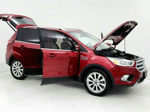 Used 2017 Ford Escape Titanium FWD image 12