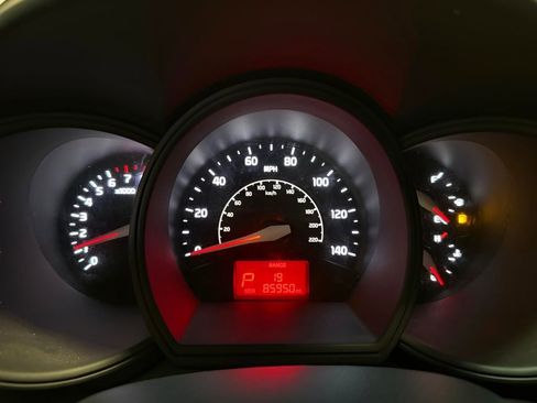 Used 2017 Kia Rio LX w/ Power Package image 17