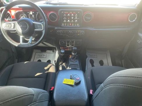 Used 2021 Jeep Wrangler Unlimited Rubicon image 12