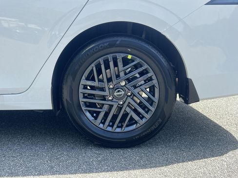 New 2026 Nissan Sentra SV FWD image 29