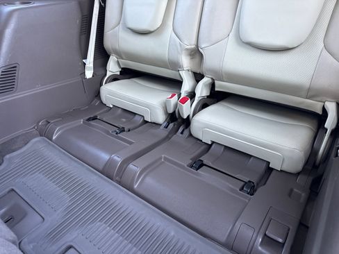 Used 2019 Lexus GX 460 image 15