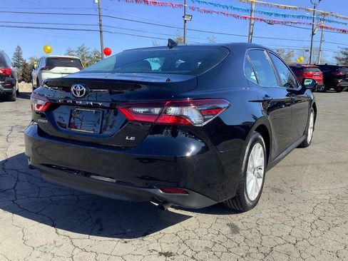 Used 2022 Toyota Camry LE FWD image 33