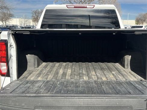 Used 2019 GMC Sierra 1500 SLE w/ SLE Value Package image 31
