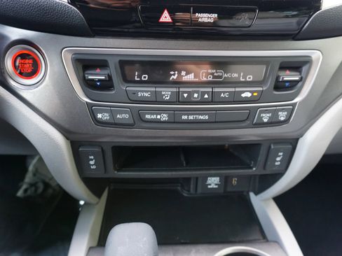 Used 2017 Honda Ridgeline RTL-T image 36