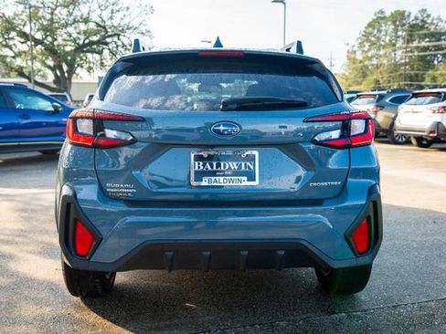 Certified 2024 Subaru Crosstrek 2.0i Premium image 5