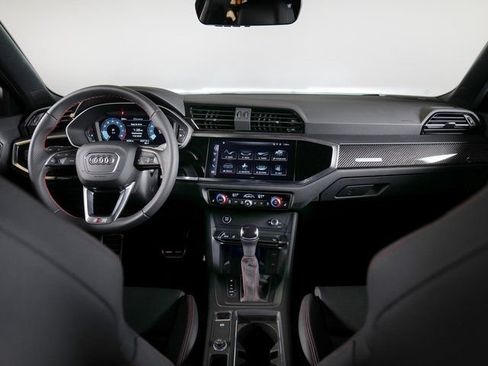 Certified 2025 Audi Q3 2.0T Premium Plus w/ Premium Plus Package AWD/4WD image 9
