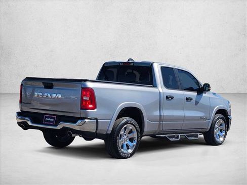 Used 2025 RAM 1500 Big Horn RWD image 5