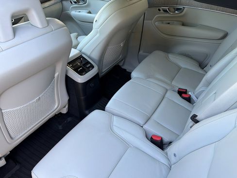 Used 2021 Volvo XC90 T8 Inscription w/ Advanced Package AWD/4WD image 15