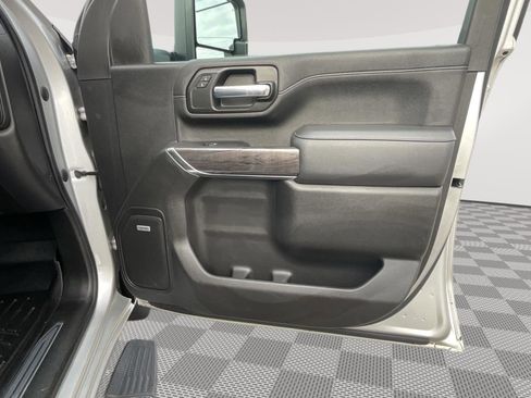 Used 2022 Chevrolet Silverado 2500 LTZ w/ LTZ Premium Package image 21