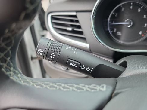Used 2019 Buick Encore Sport Touring FWD image 23
