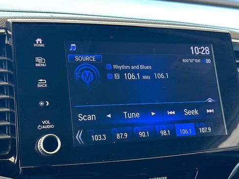 Certified 2023 Honda Ridgeline Sport image 17