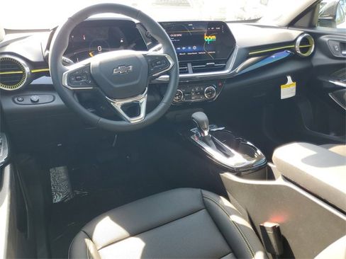 New 2026 Chevrolet Trax ACTIV w/ Sunroof Package image 7