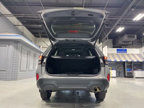Used 2026 Subaru Forester Premium AWD/4WD image 10