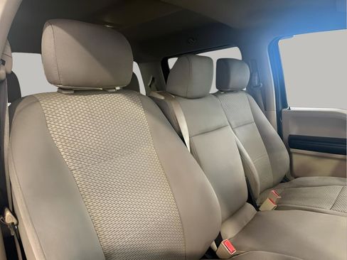 Used 2019 Ford F150 XLT w/ Equipment Group 302A Luxury AWD/4WD image 19