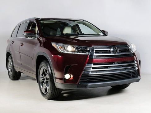 Used 2018 Toyota Highlander AWD V6 image 26