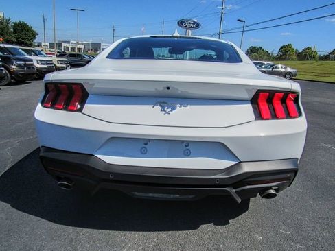 New 2025 Ford Mustang Coupe image 5