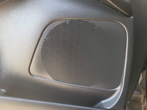 Used 2020 Nissan Murano S w/ Technology Package image 16