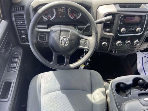 Used 2013 RAM 2500 Tradesman w/ Chrome Appearance Group AWD/4WD image 10