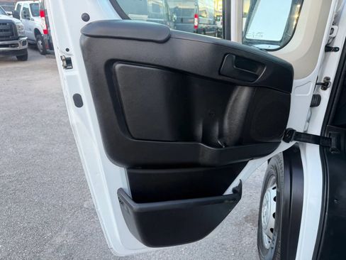 Used 2022 RAM ProMaster 3500 image 12