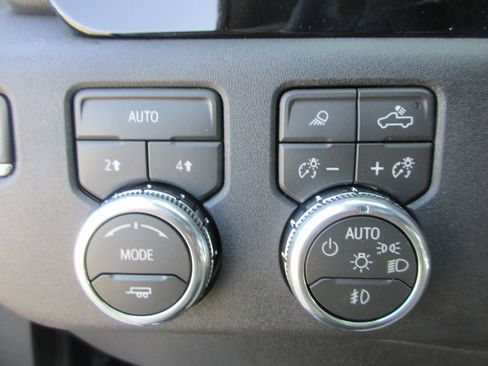 New 2026 GMC Sierra 1500 Elevation w/ Elevation Premium Package AWD/4WD image 20