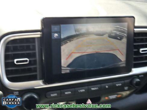 Used 2023 Hyundai Venue SEL w/ Cargo Package image 22