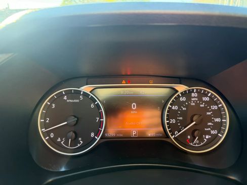 Used 2020 Nissan Sentra SR FWD image 10