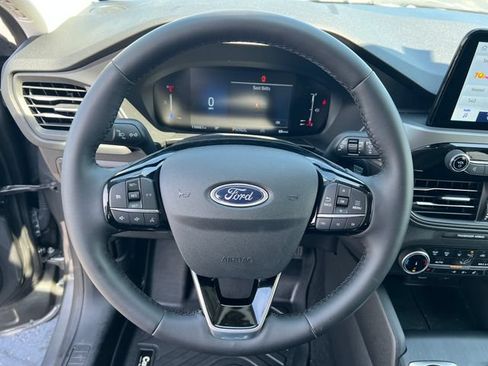 Used 2024 Ford Escape Active AWD/4WD image 16