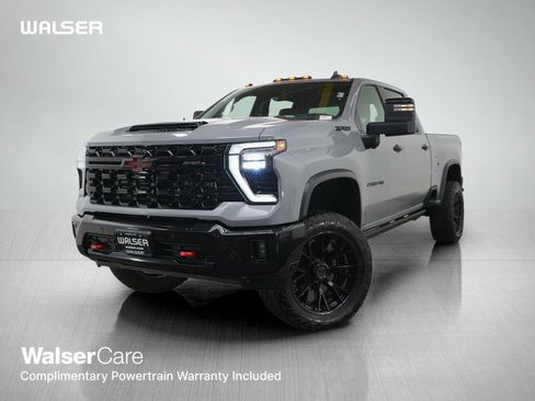 Used 2025 Chevrolet Silverado 2500 ZR2 w/ Technology Package AWD/4WD image 1