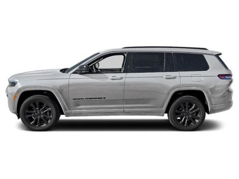 New 2026 Jeep Grand Cherokee L 2WD image 2