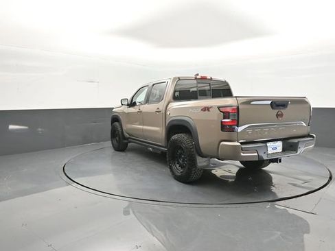 Used 2022 Nissan Frontier PRO-4X AWD/4WD image 5
