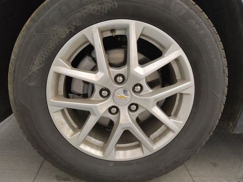 Used 2023 Chevrolet Equinox LT image 31