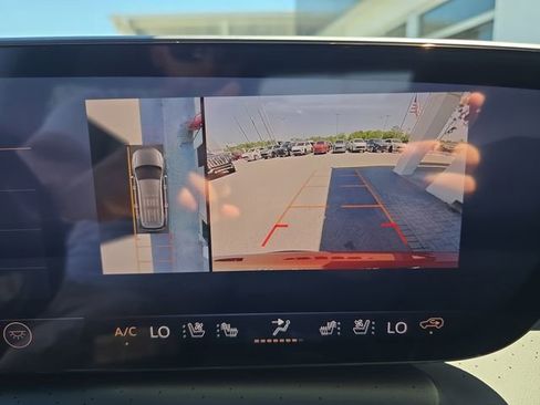 New 2026 Buick Enclave Avenir w/ Super Cruise Package AWD/4WD image 21