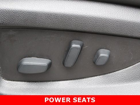 Used 2018 GMC Yukon Denali w/ Open Road Package AWD/4WD image 11