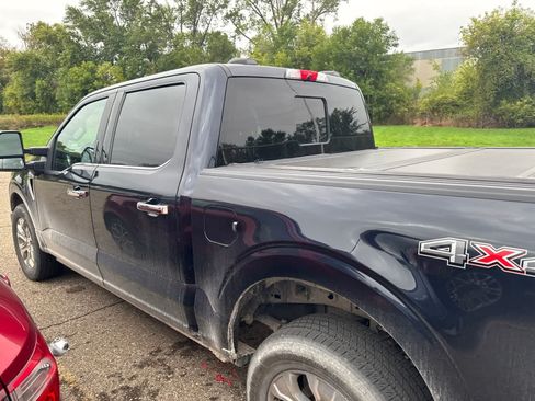 Used 2021 Ford F150 Platinum w/ Equipment Group 701A High AWD/4WD image 19