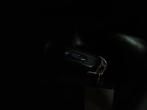 Used 2023 Ford Transit 350 XLT image 18