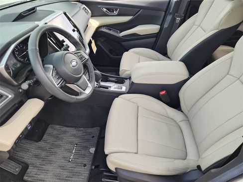 Certified 2025 Subaru Ascent Limited image 9