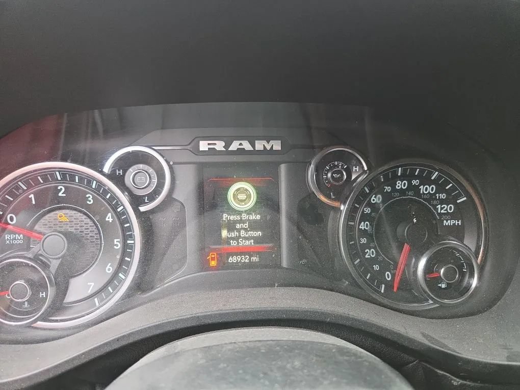 Used 2019 RAM 1500 Big Horn AWD/4WD image 6