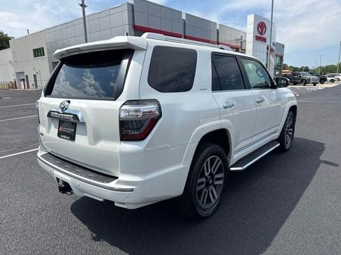 Used 2022 Toyota 4Runner Limited AWD/4WD image 12