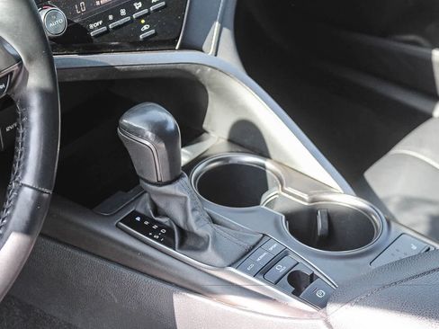 Used 2022 Toyota Camry XSE FWD image 24