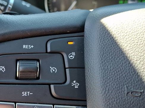 Certified 2024 Cadillac XT6 Premium Luxury w/ LPO, Floor Liner Package AWD/4WD image 30